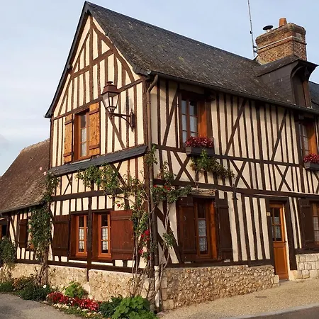 Maison Normande Dans Un Cadre Exceptionnel Le Bec-Hellouin