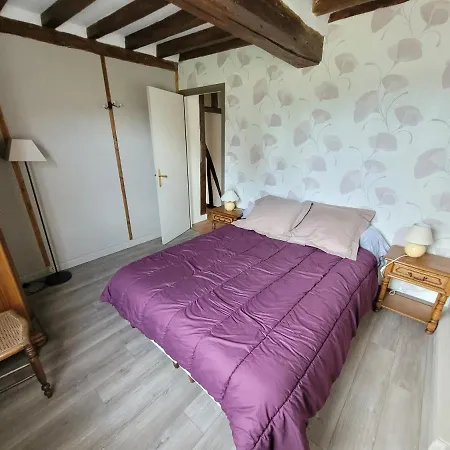 La Porterie Face A L'abbaye Ferienhaus Le Bec-Hellouin